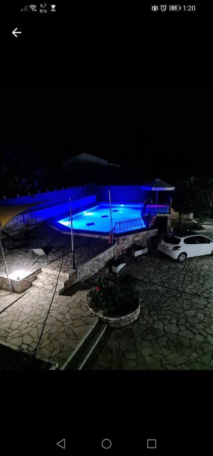 Villa Fantastico อาคาราวี ภายนอก รูปภาพ
