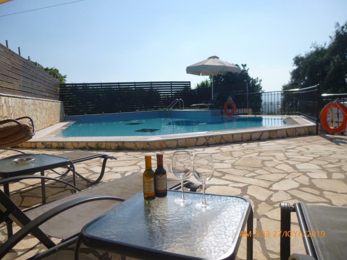 Villa Fantastico อาคาราวี ภายนอก รูปภาพ